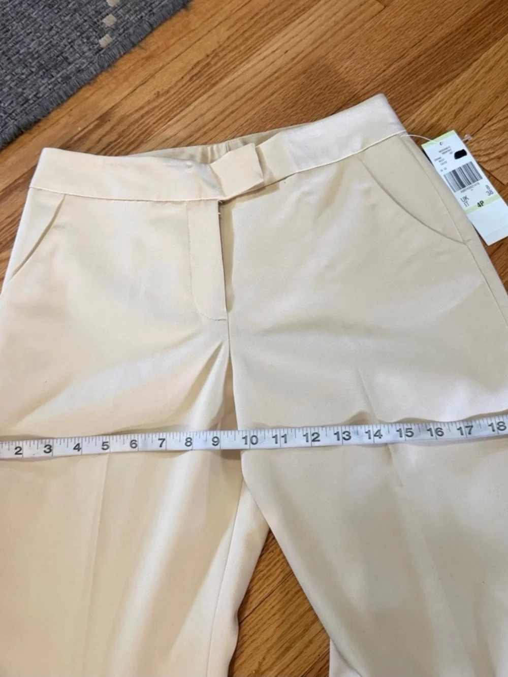 NWT! Anne Klein butter/Ivory Two-Piece Women's Blazer and Pant Suit